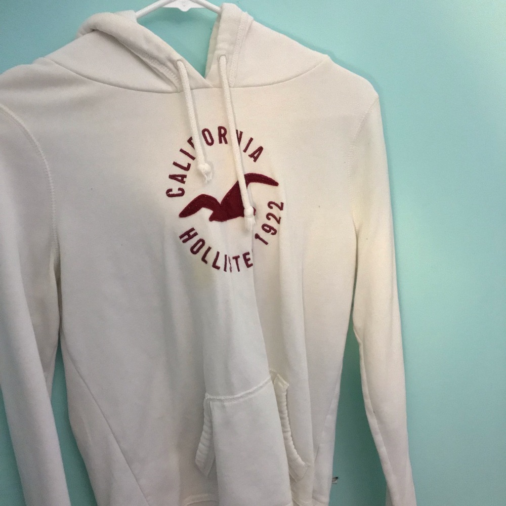 California Hollister 1922 Sweater